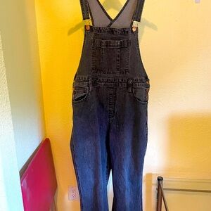 Universal threads good co. Black Jean overalls